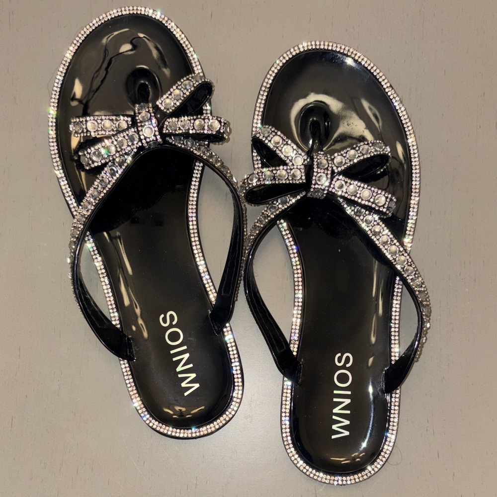 Sonos Shiny Black Rhinestone Sandals
